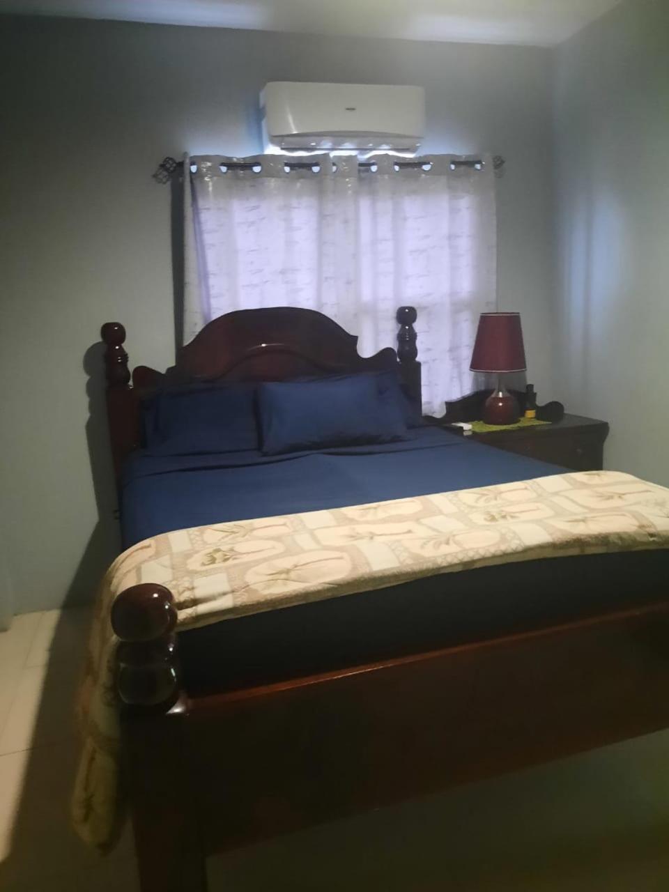Db Tower Vacation Rental Belize City Exteriör bild