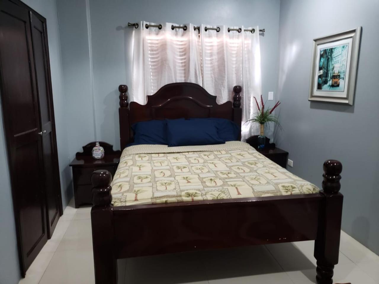 Db Tower Vacation Rental Belize City Exteriör bild