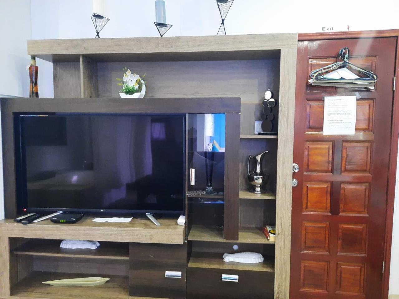Db Tower Vacation Rental Belize City Exteriör bild