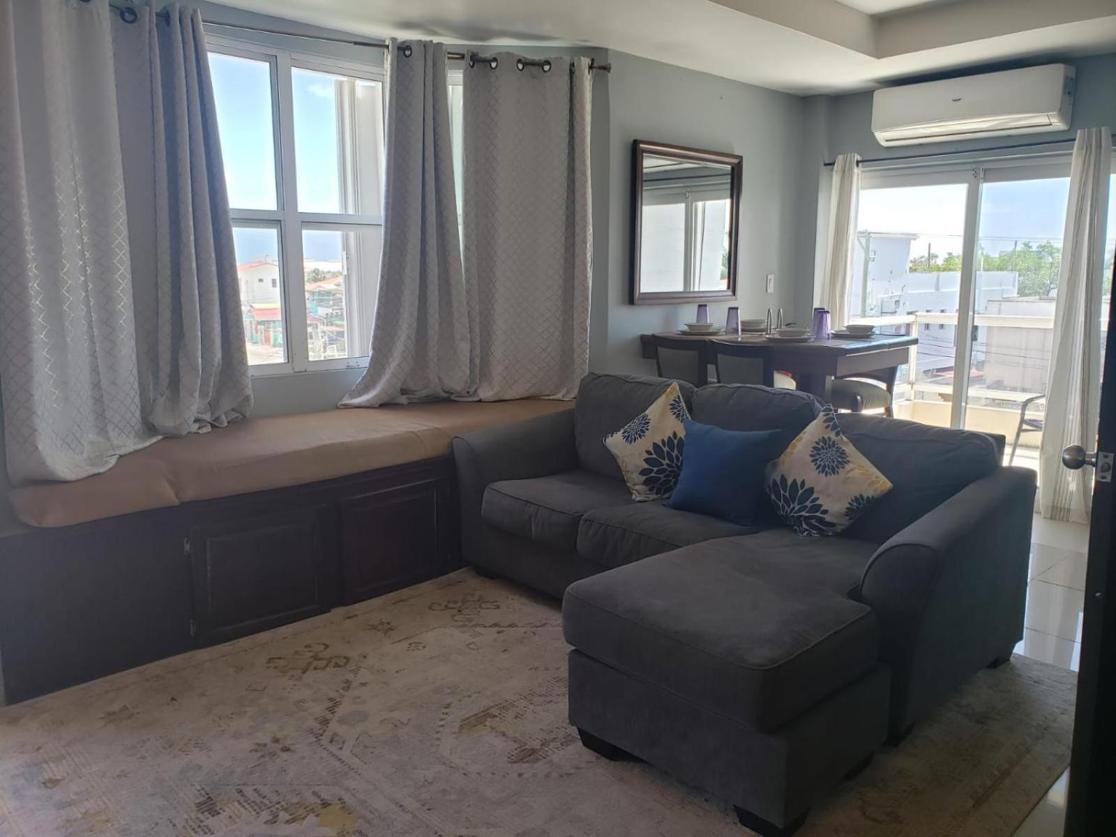 Db Tower Vacation Rental Belize City Exteriör bild